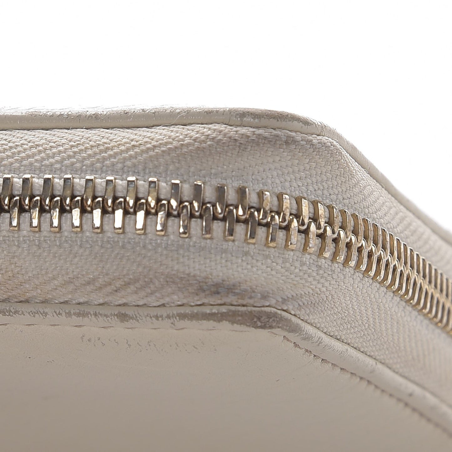 Pebbled Calfskin Soho Zip Around Wallet Off White