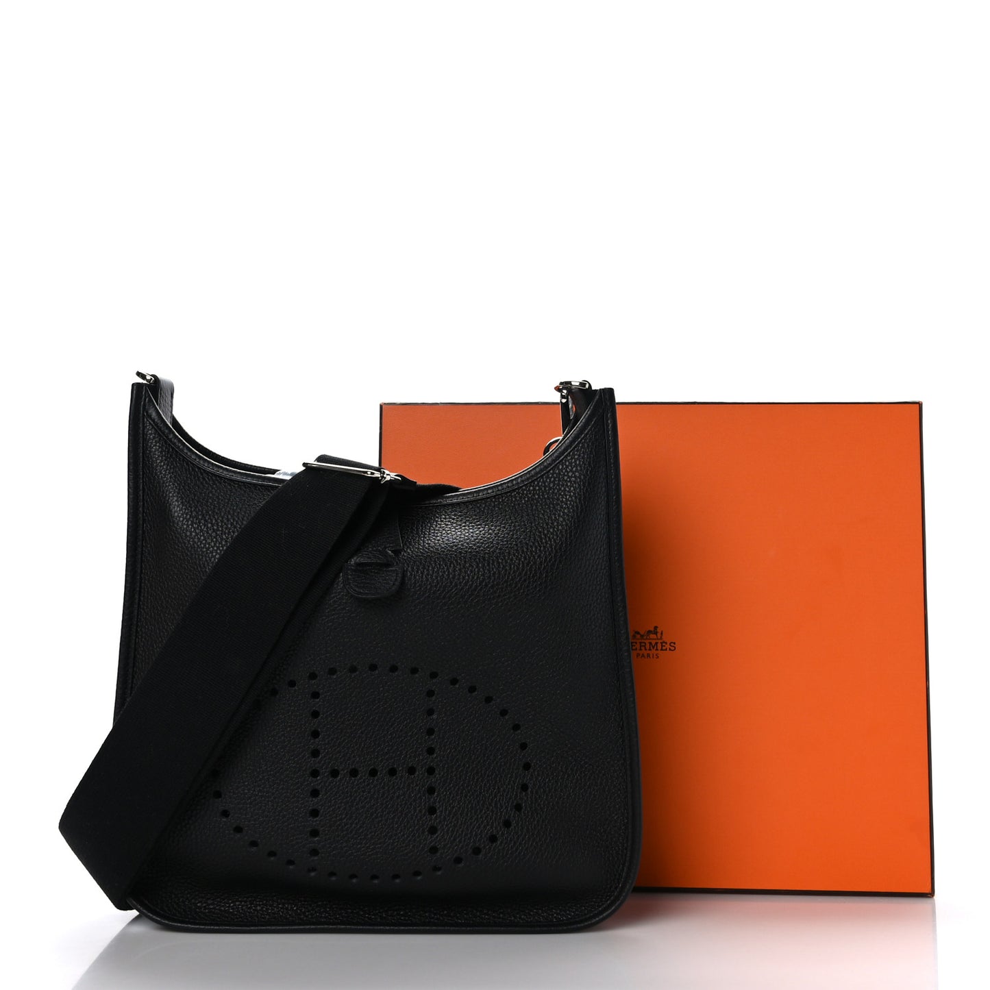 Taurillon Clemence Evelyne III PM Black