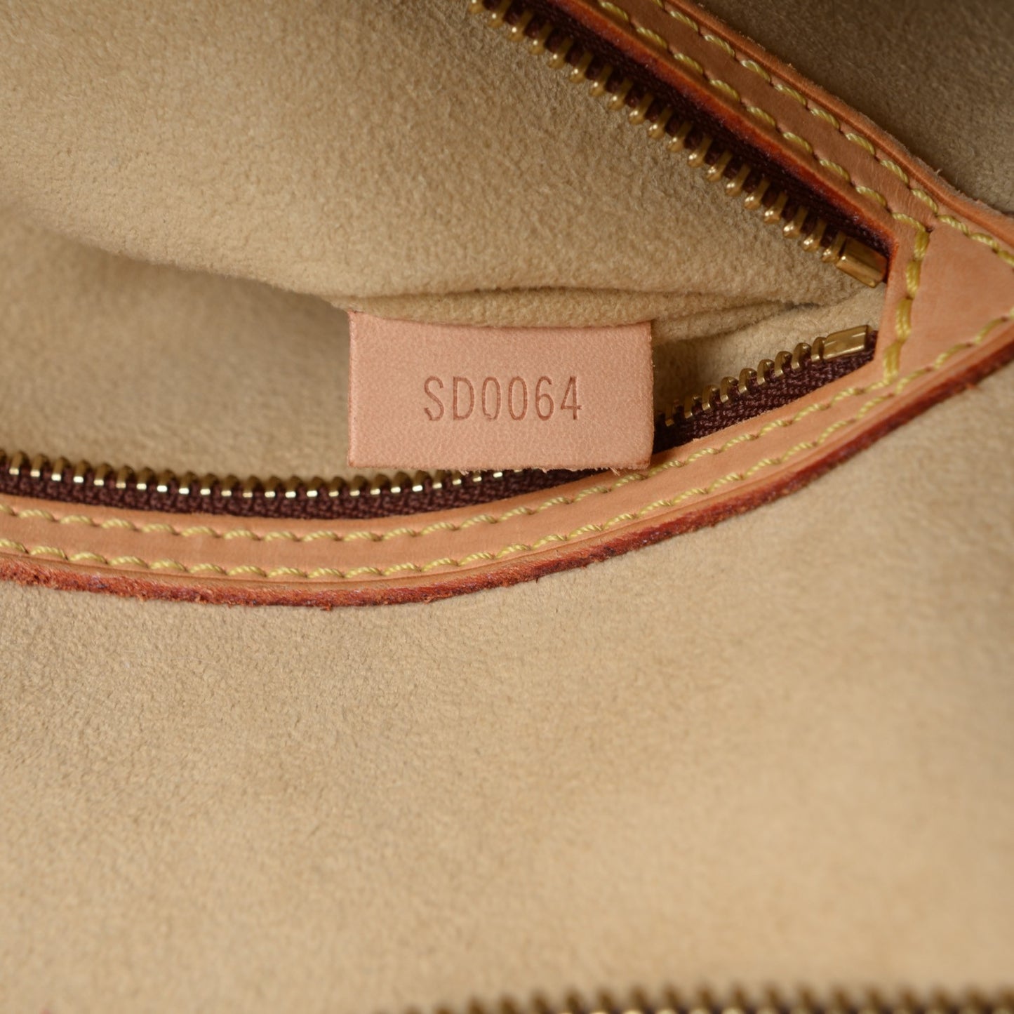 Monogram Babylone