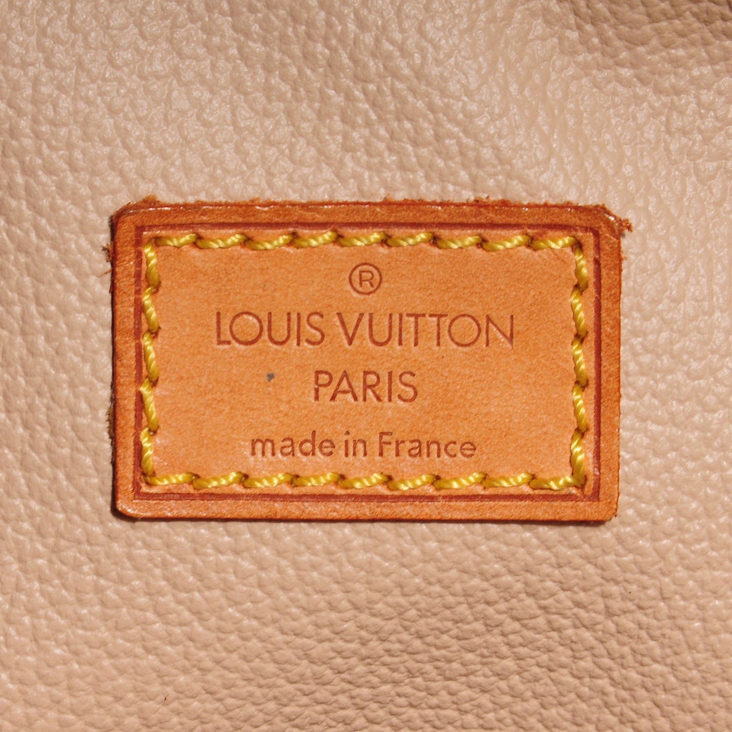Monogram Trousse 23