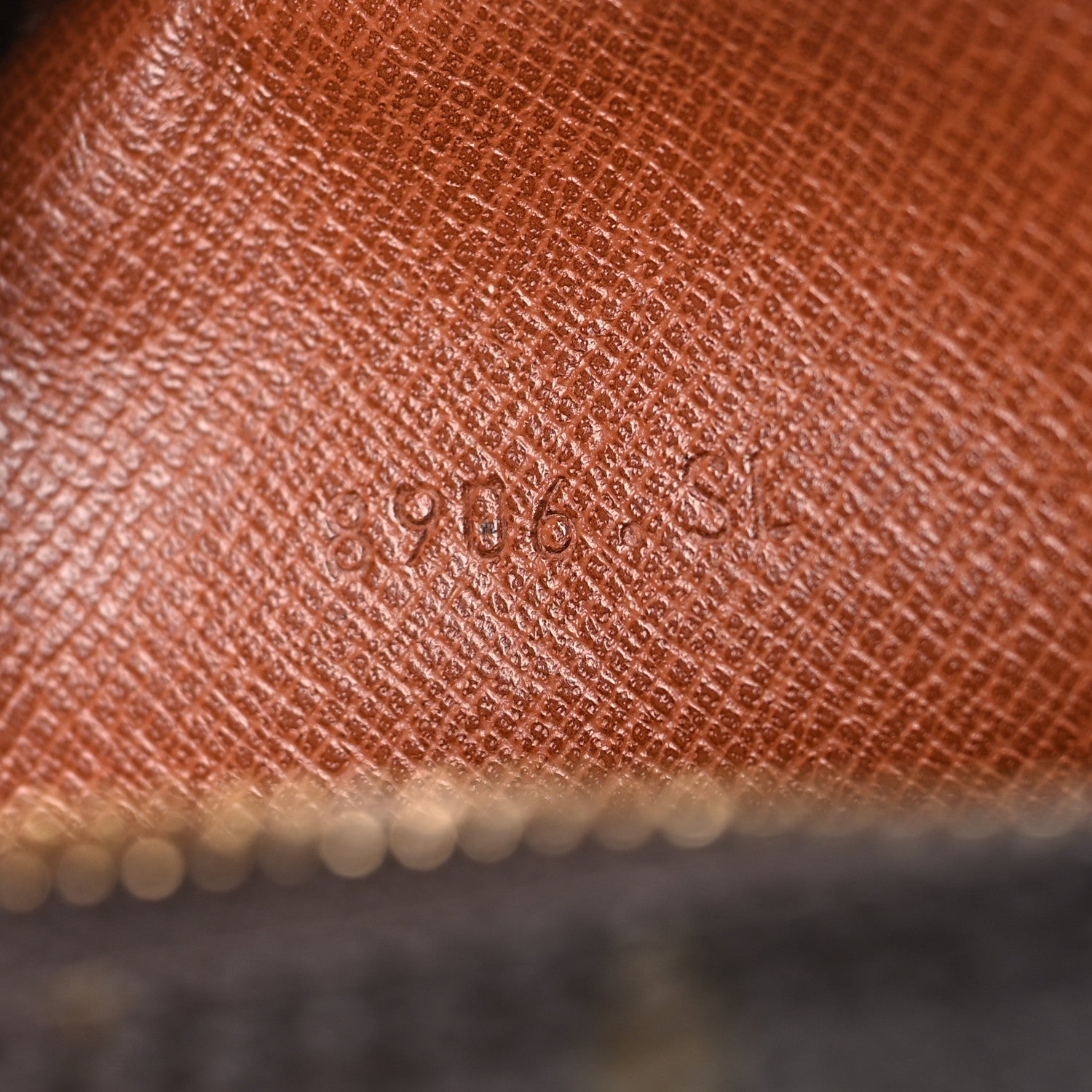 Louis Vuitton Monogram Danube 21 7 of 10