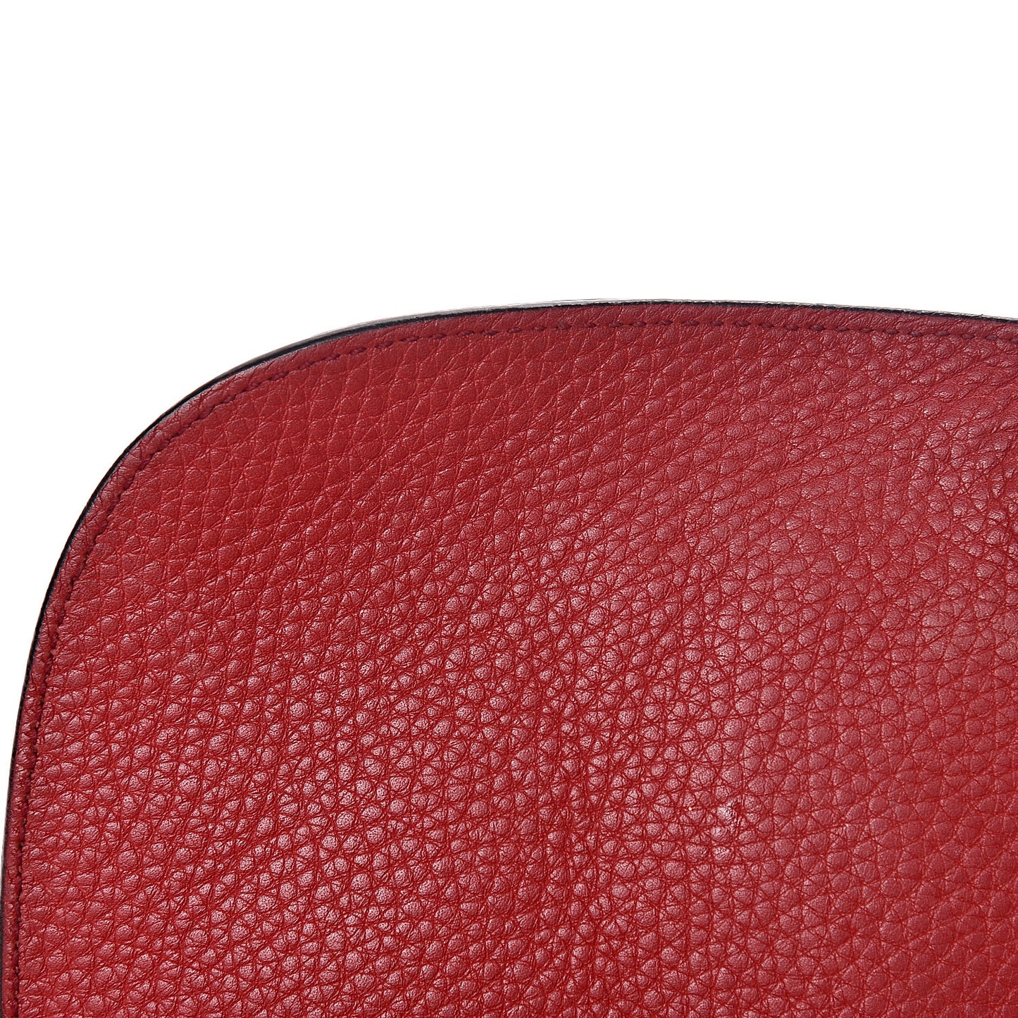 Pebbled Calfskin Medium Soho Flap Crossbody Tabasco Red