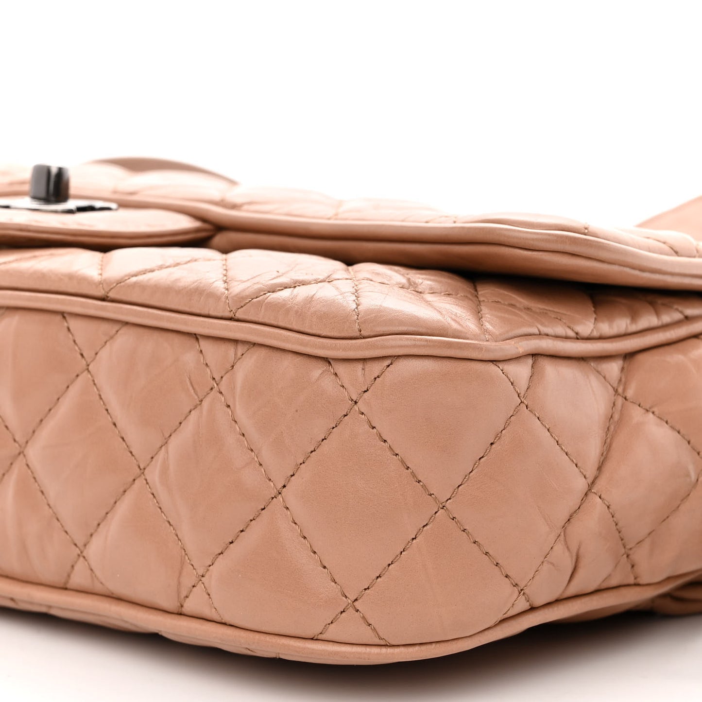 Crumpled Calfskin Quilted Medium Casual Rock Flap Beige