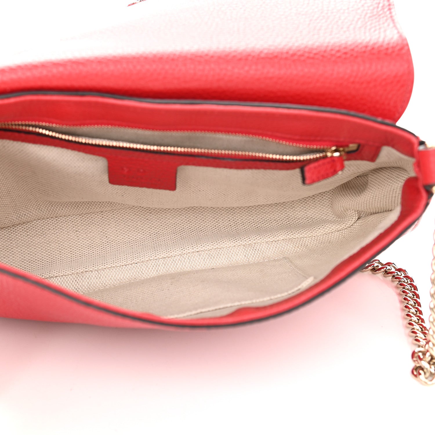 Gucci Pebbled Calfskin Medium Soho Flap Crossbody Vibrant Red 4 of 9