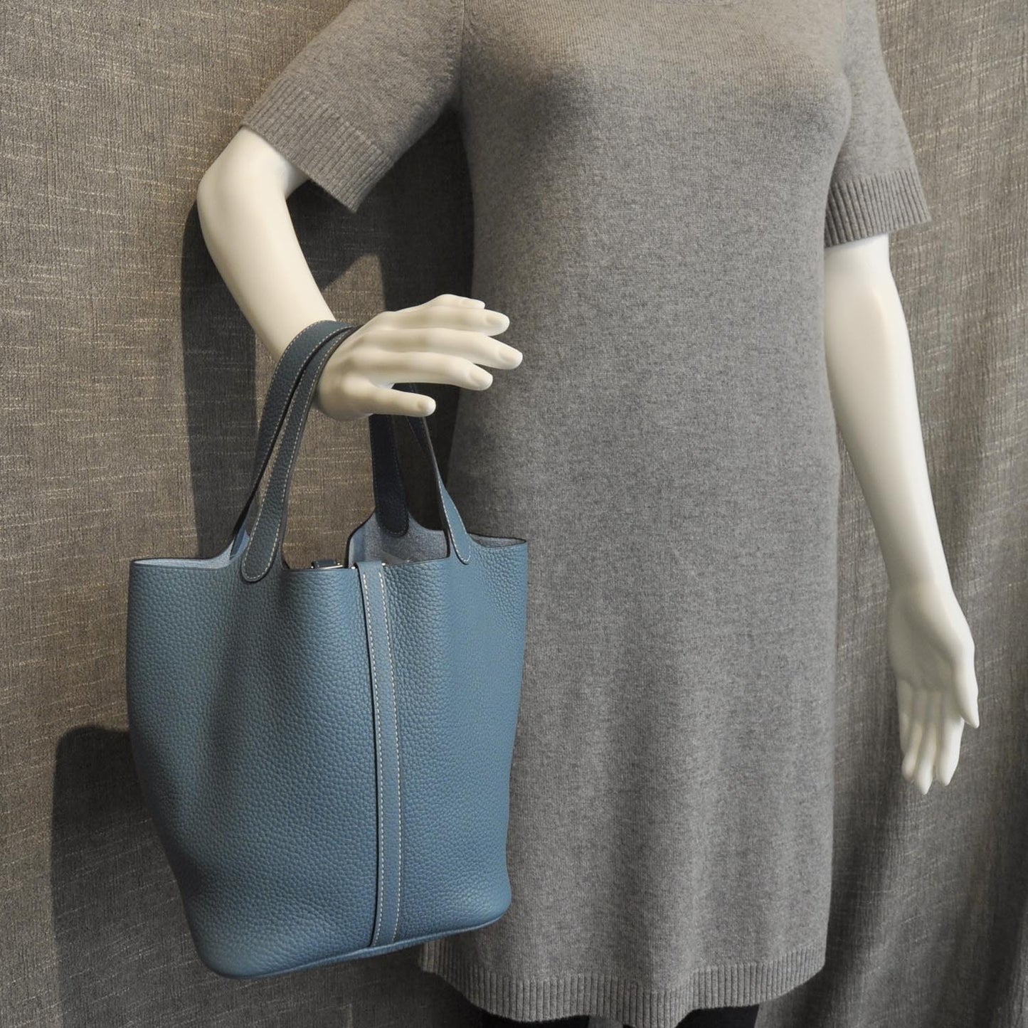 Taurillon Clemence Picotin MM Blue Jean