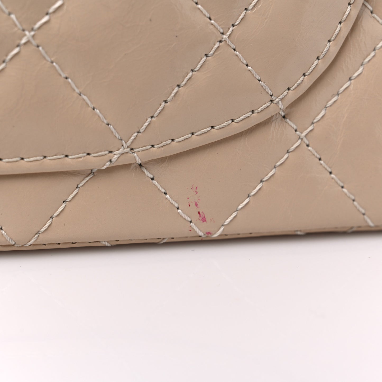 Distressed Patent Quilted 2.55 Reissue 226 Flap Beige