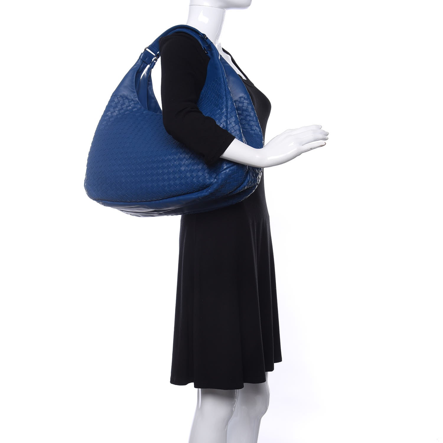 Bottega Veneta Nappa Intrecciato Medium Campana Hobo Bleuette 2 of 11