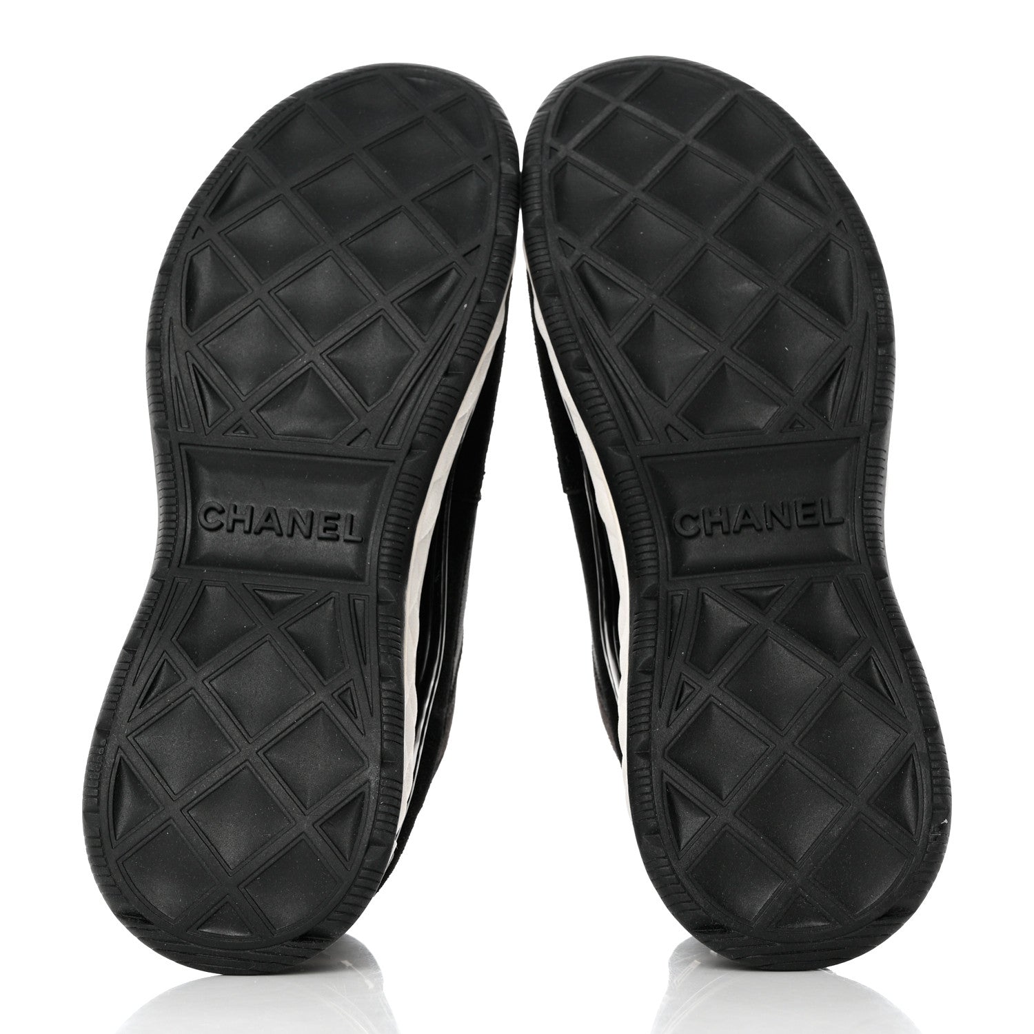 Chanel Velvet Calfskin Mixed Fibers CC Sneakers 38 Black 5 of 9