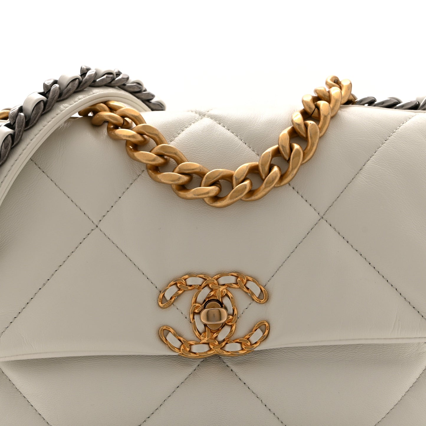 Lambskin Quilted Medium Chanel 19 Flap White