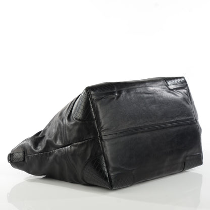Bottega Veneta Leather Lightweight Duffel Black 4 of 9