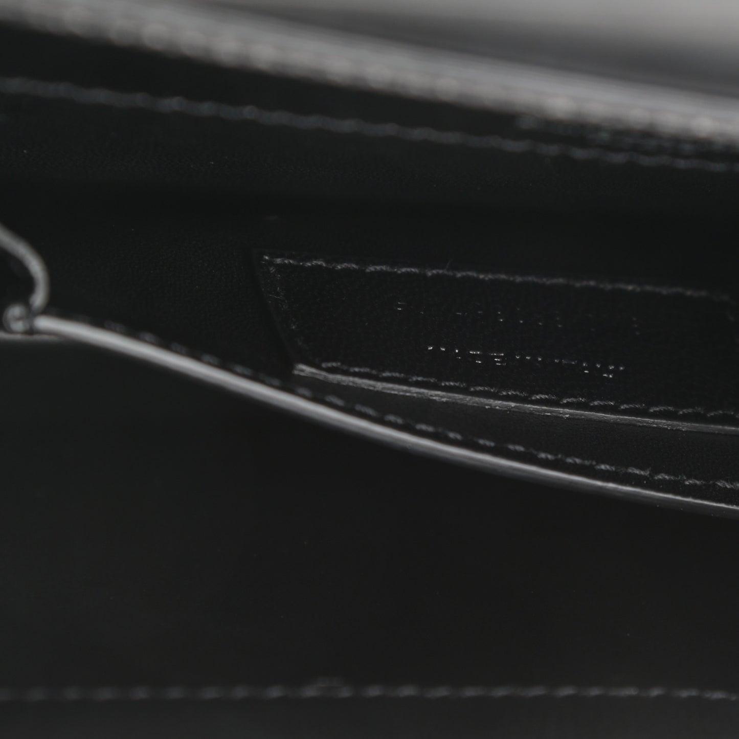 Calfskin Lizard Embossed Small Pochette Black