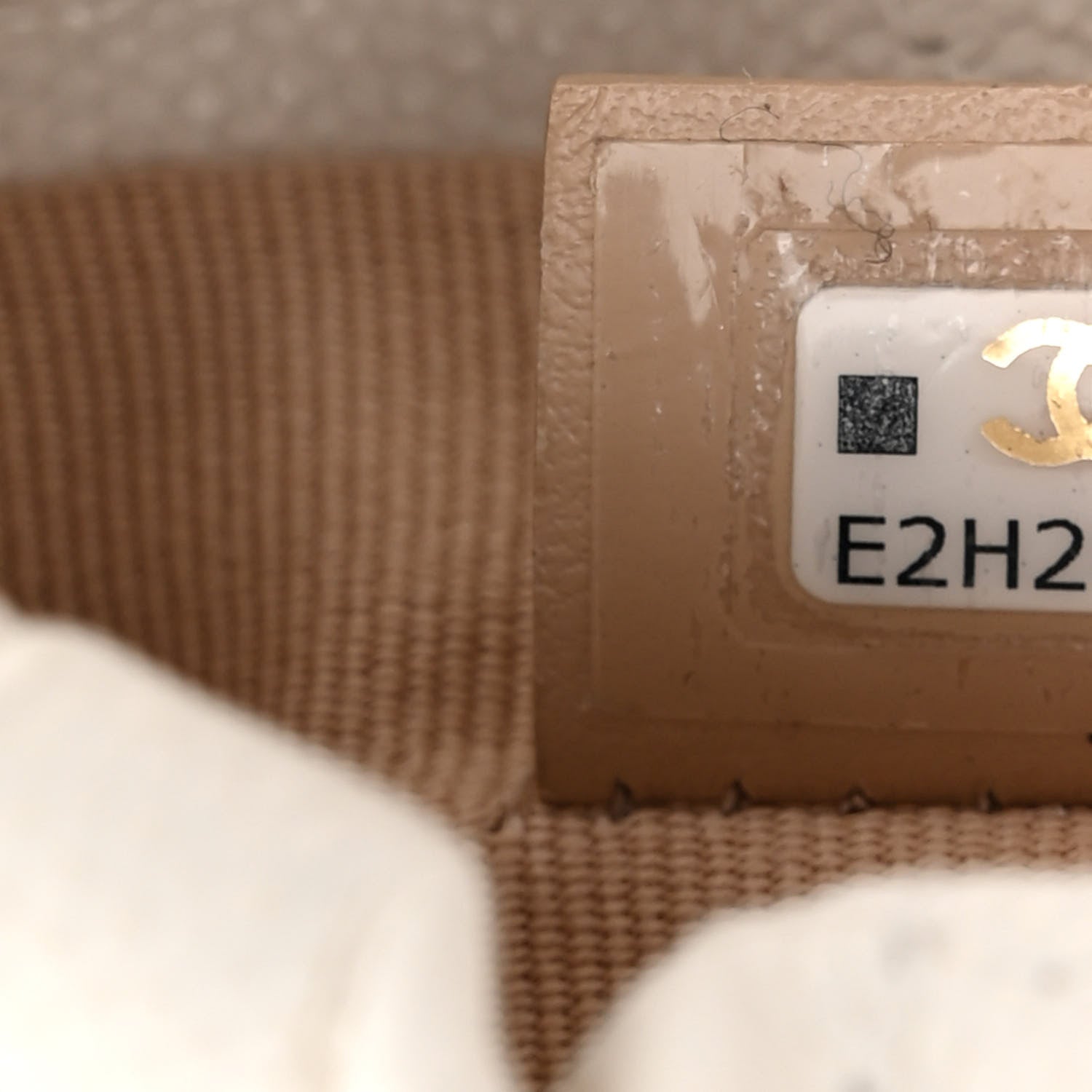 Chanel Caviar Quilted Twist Your Buttons Mini Bucket Bag White 7 of 10