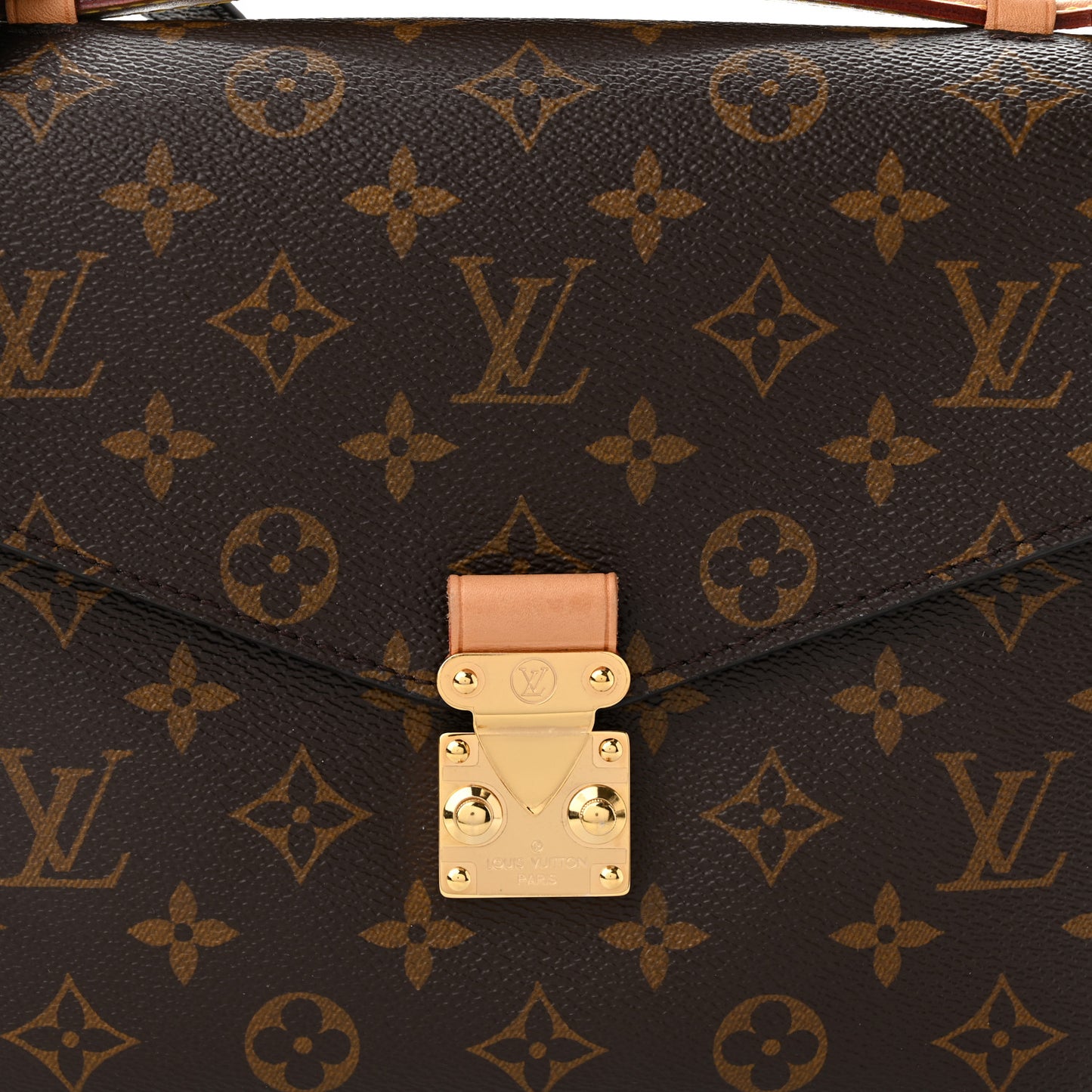 Monogram Pochette Metis