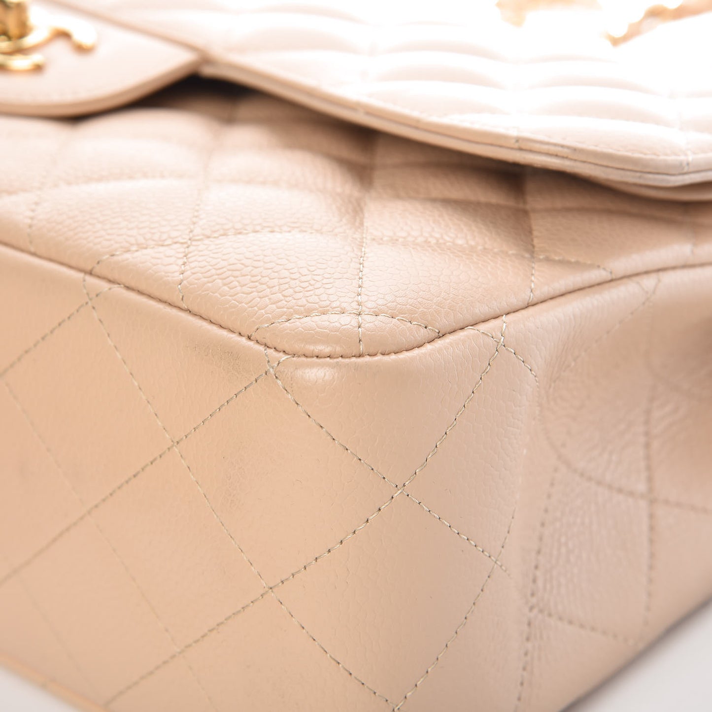 Caviar Quilted Jumbo Double Flap Beige Clair