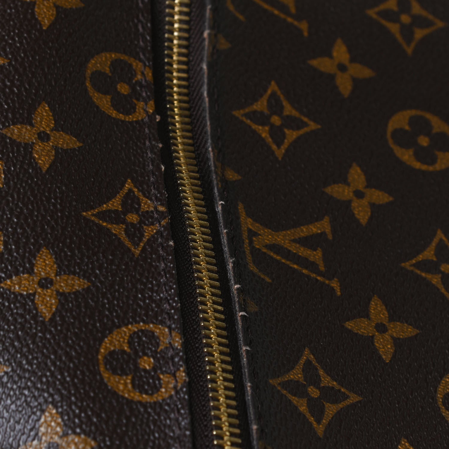 Louis Vuitton Monogram Pochette Metis 17 of 18