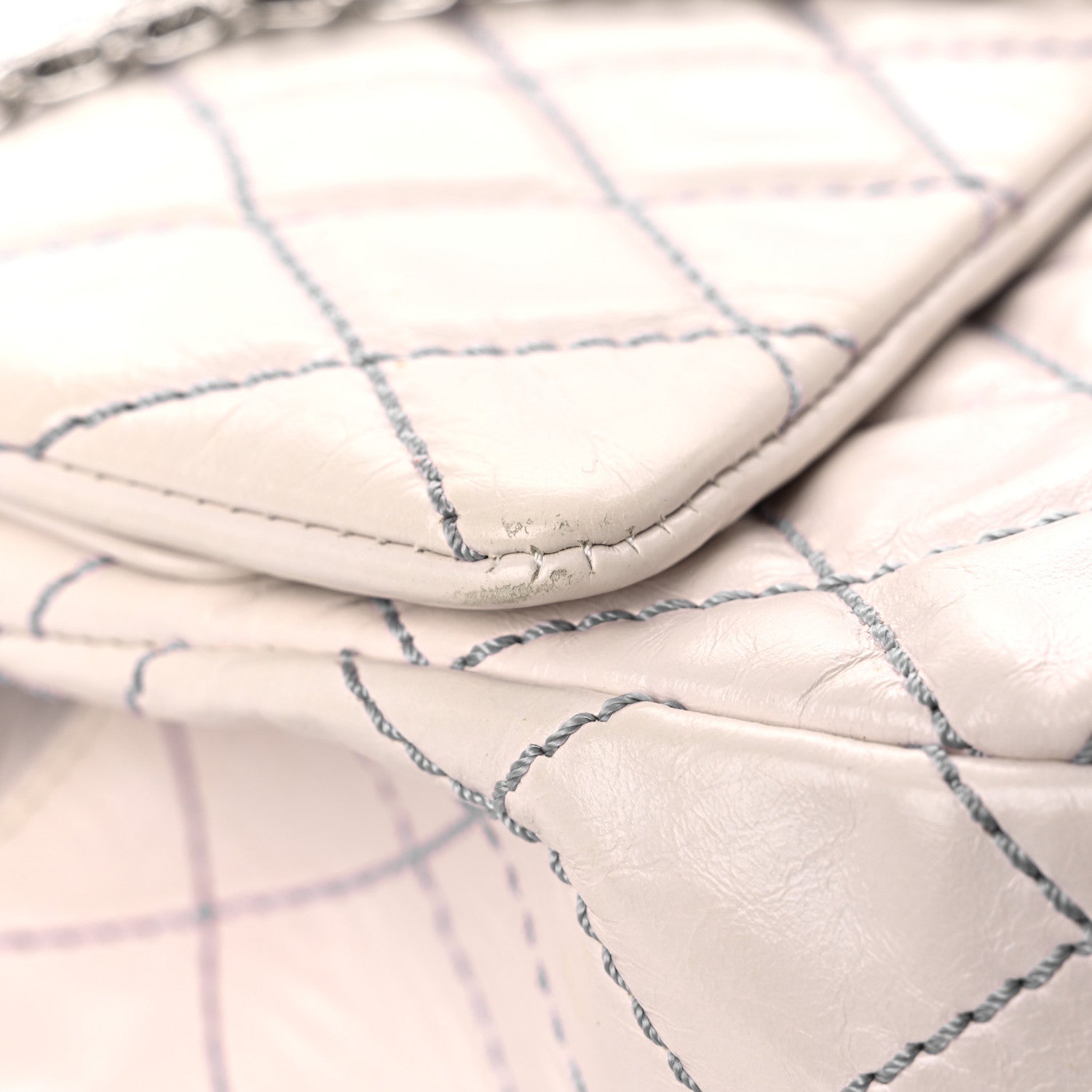 Chanel Calfskin Quilted Surpique 2.55 Reissue Flap White 14 of 16