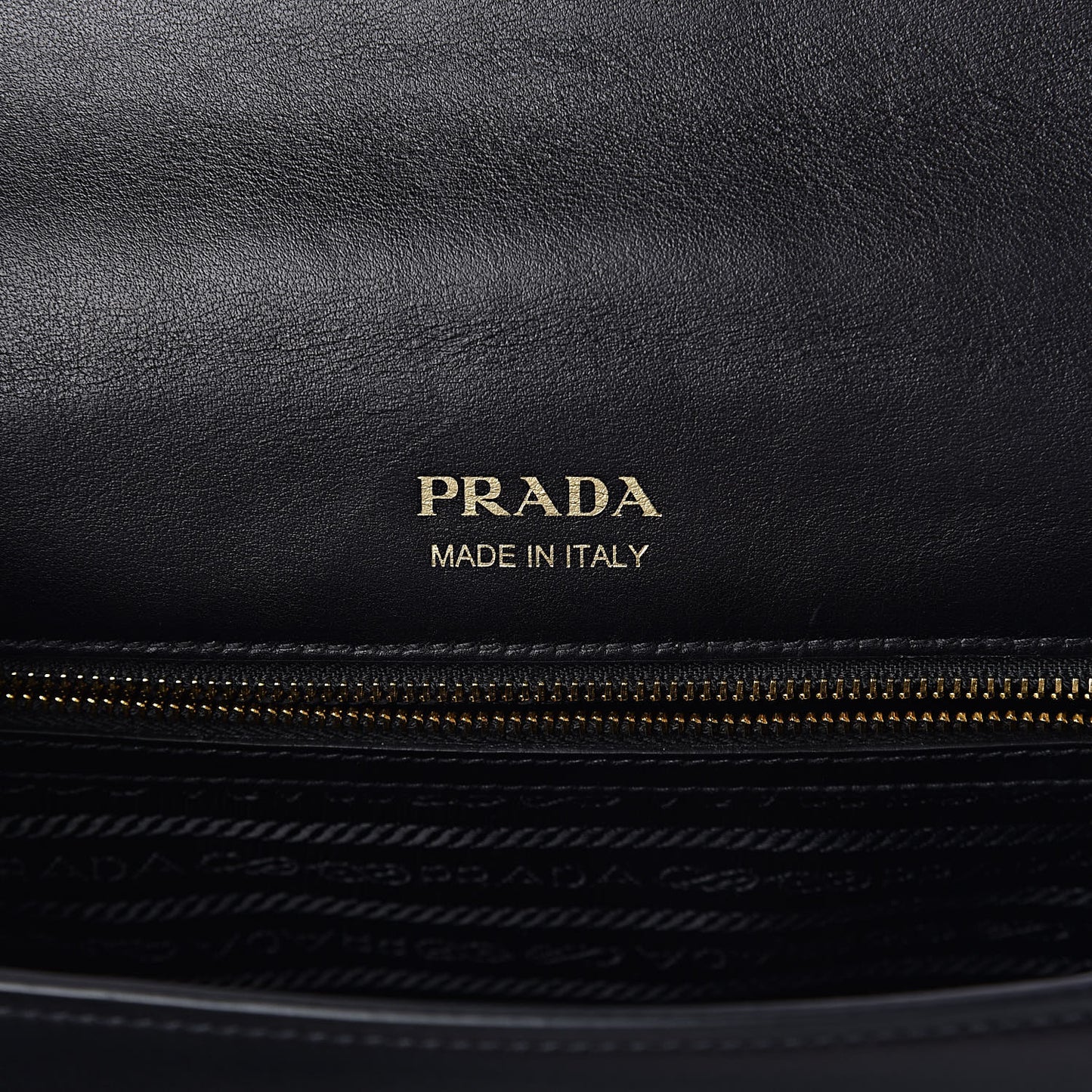 City Calf Ribbon Bag Marmo Black Giada