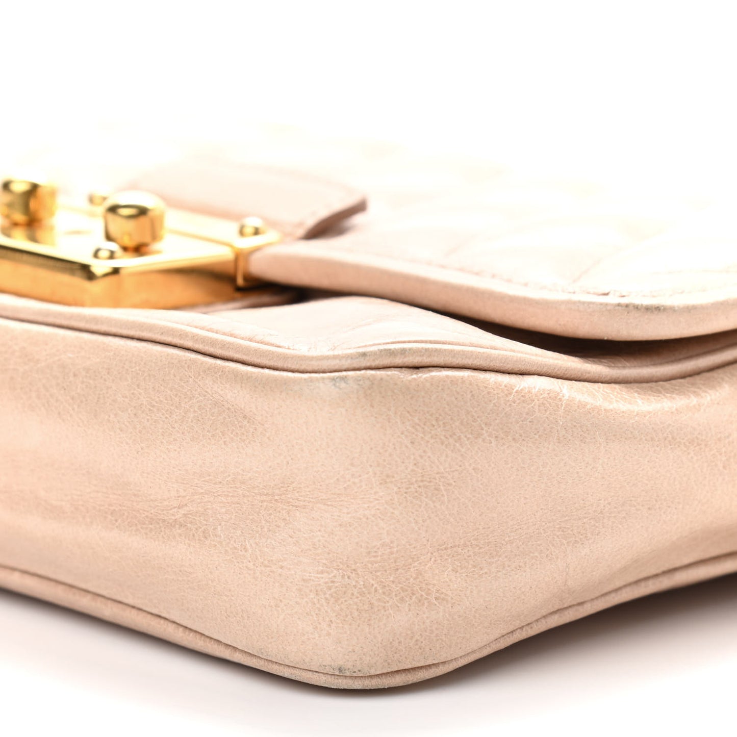 Vitello Lux Quilted Crossbody Cipria