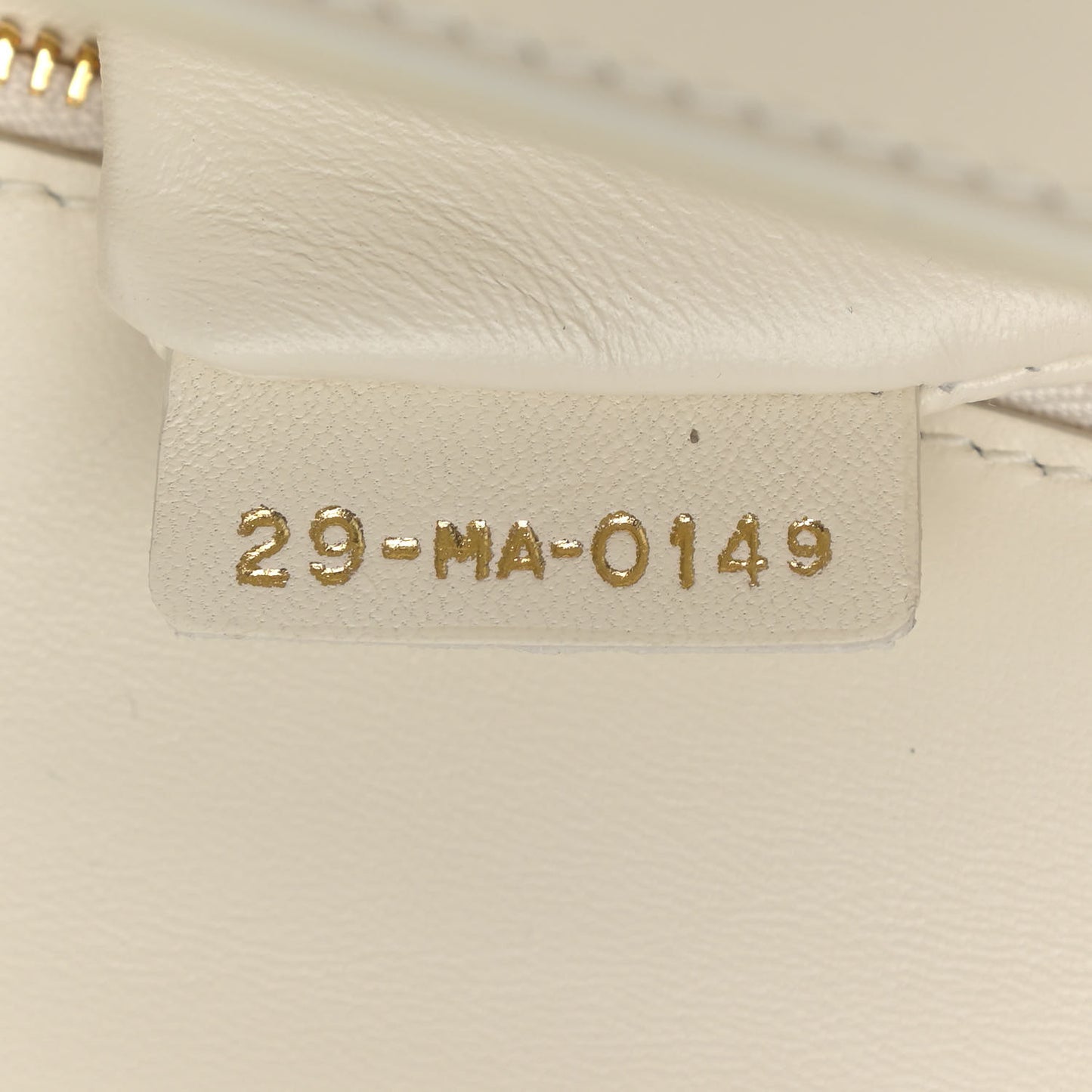 Smooth Calfskin Montaigne Flap 30 White