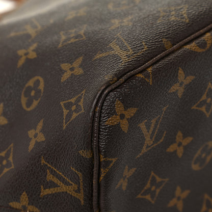 Louis Vuitton Monogram Neverfull MM 28 of 32