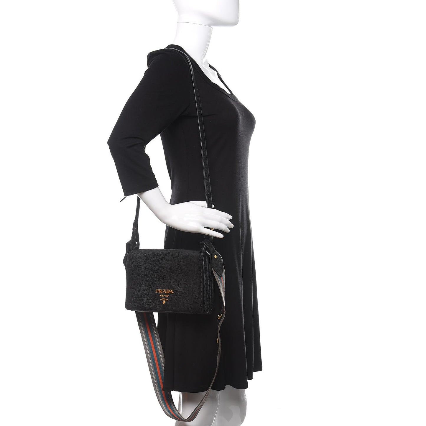 Vitello Daino Flap Crossbody Black