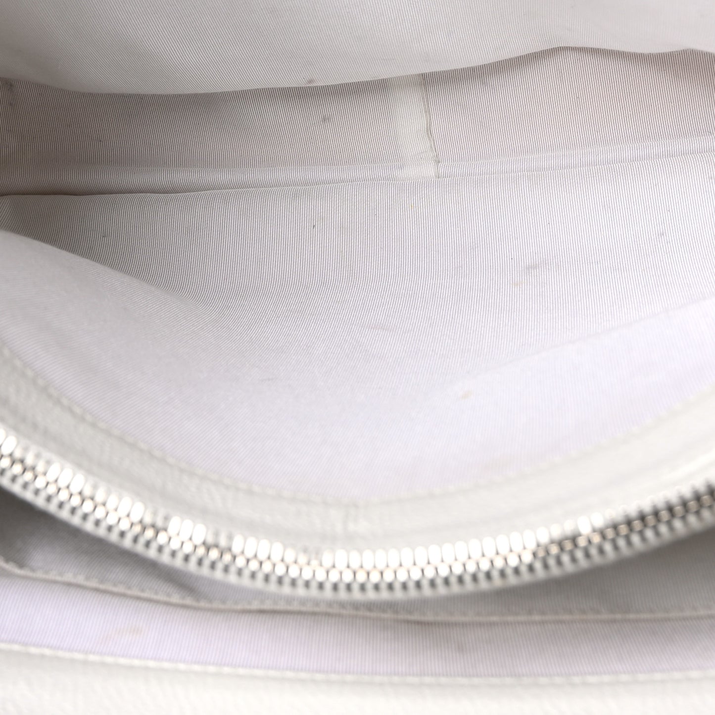 Caviar Quilted Grand Shopping Tote GST White