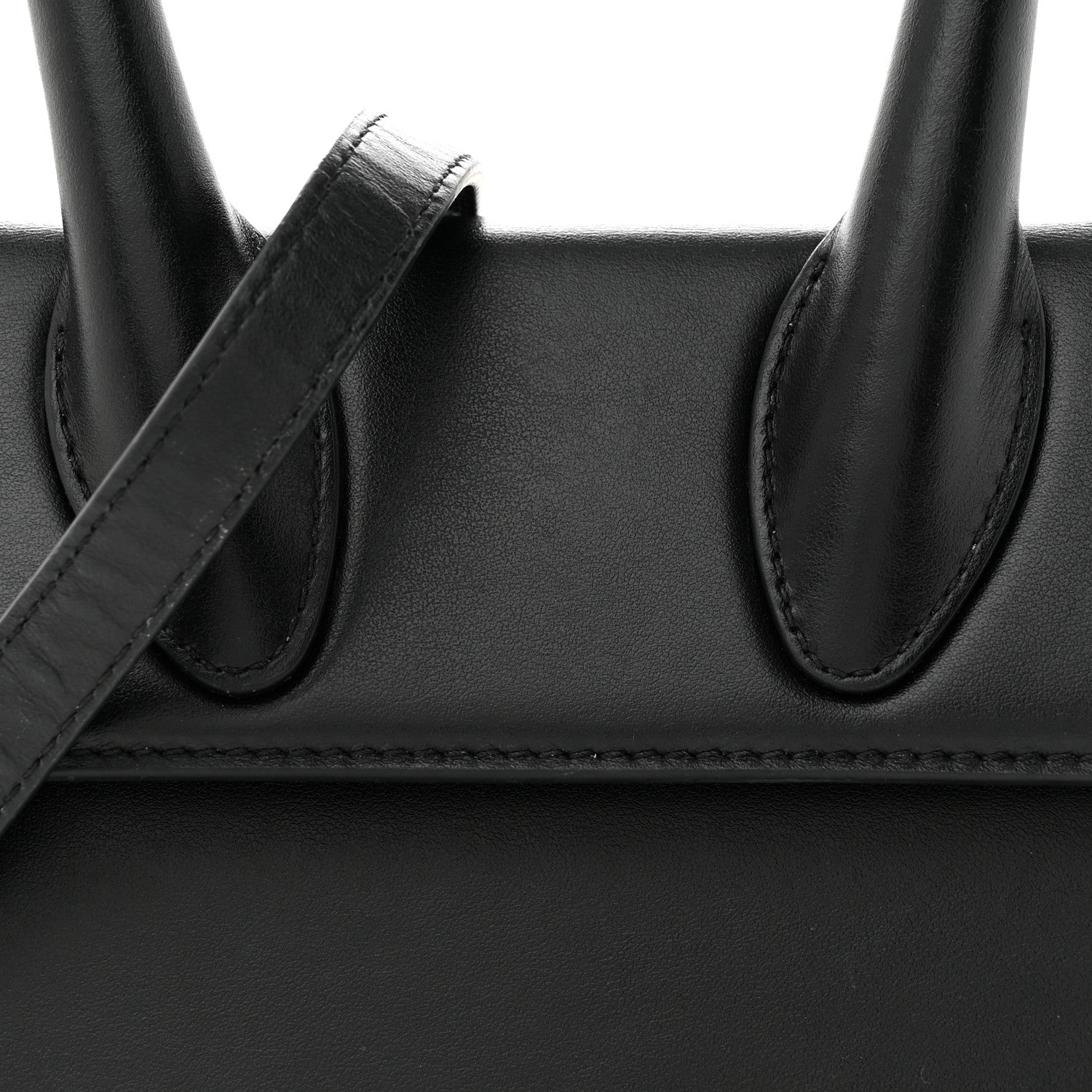 Jacquemus Smooth Calfskin Le Chiquito Moyen Black 7 of 11