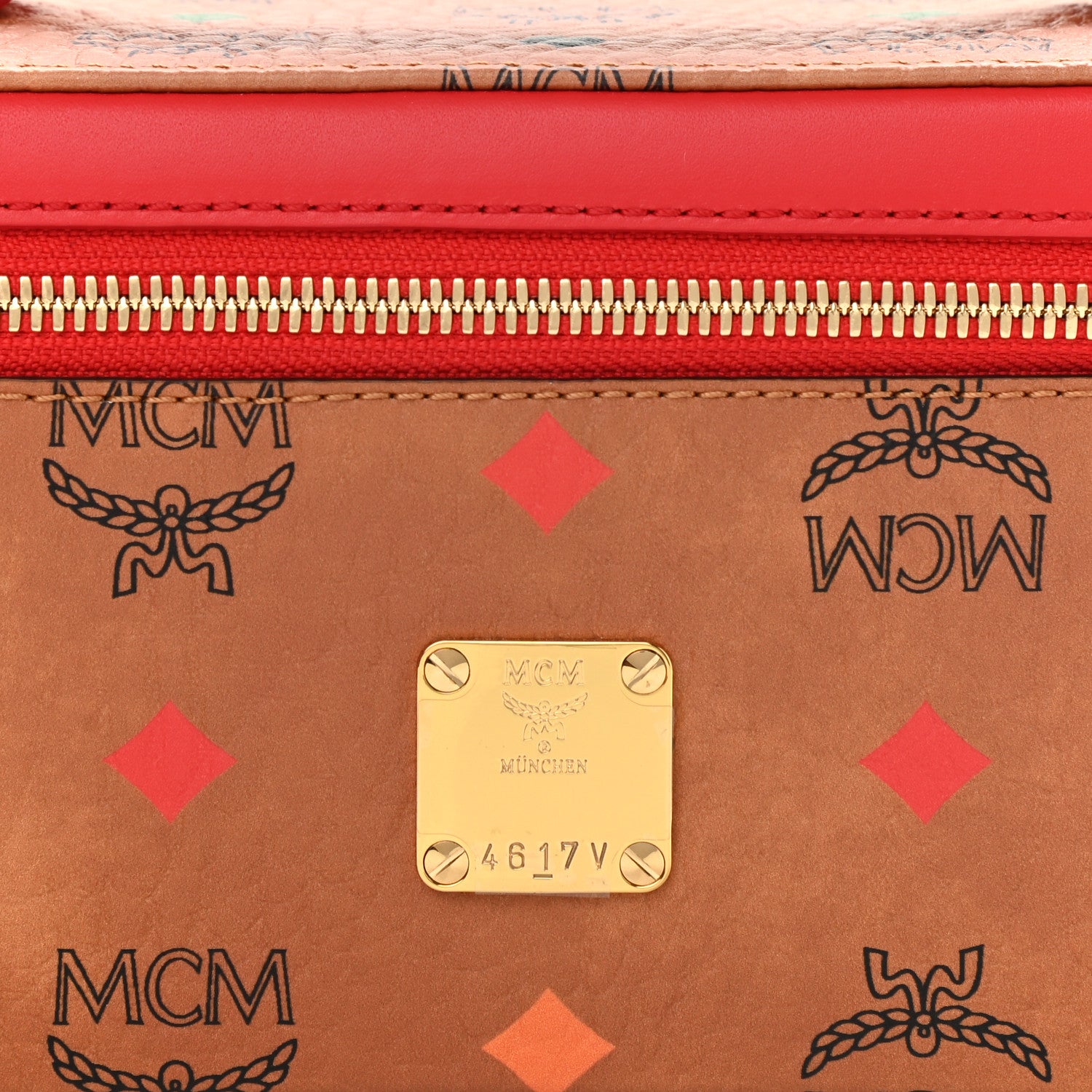 MCM Visetos Rockstar Vanity Case Cognac 7 of 10