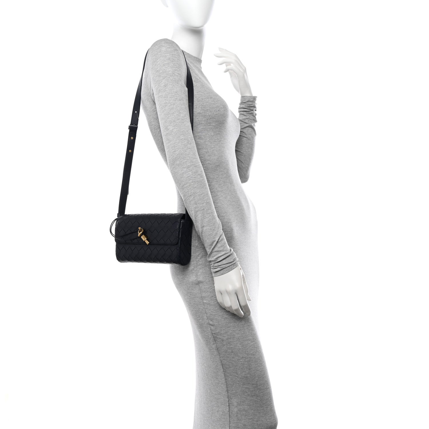 Bottega Veneta Nappa Intrecciato Andiamo Shoulder Bag Space 3 of 9