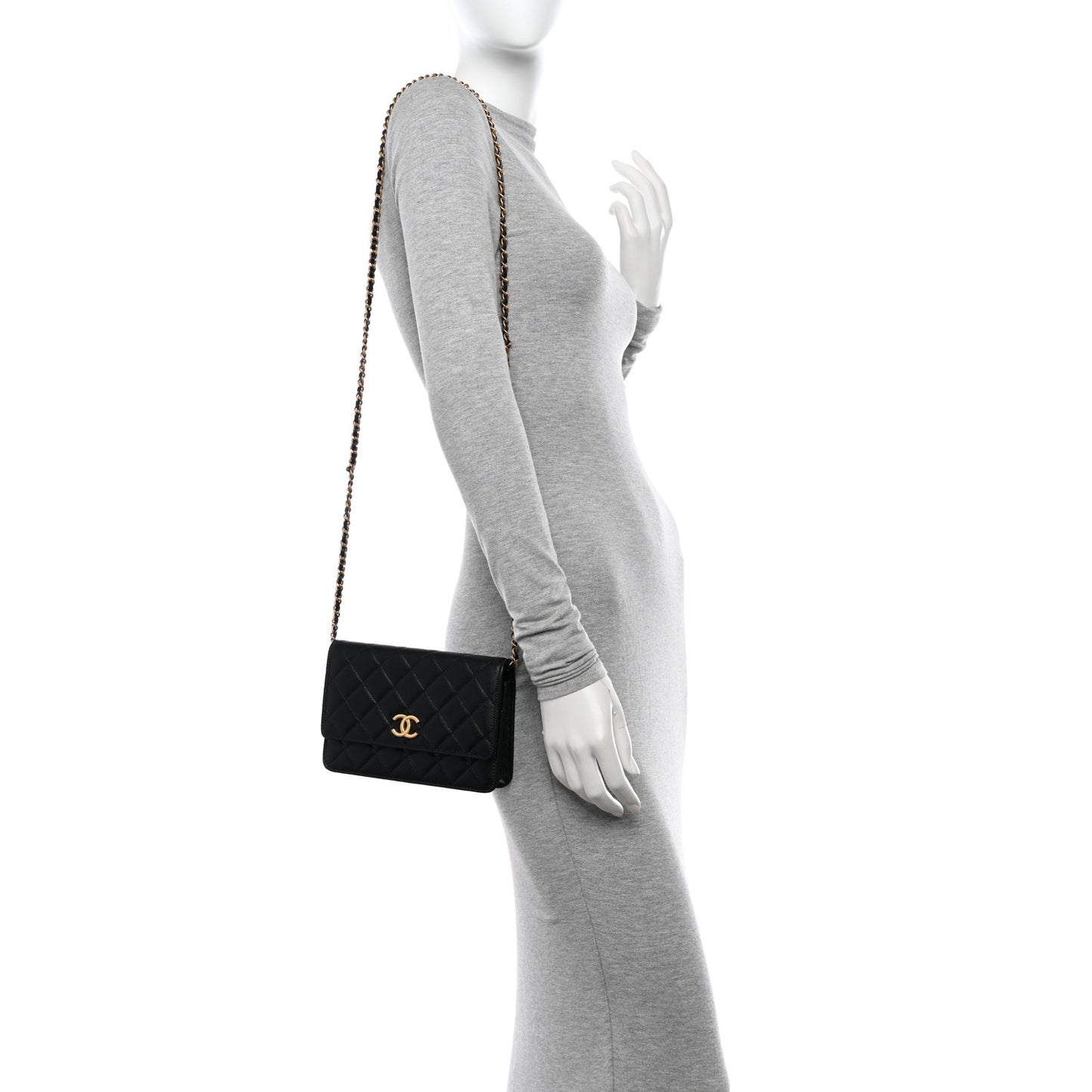 Caviar Quilted Textured CC Wallet On Chain WOC Black