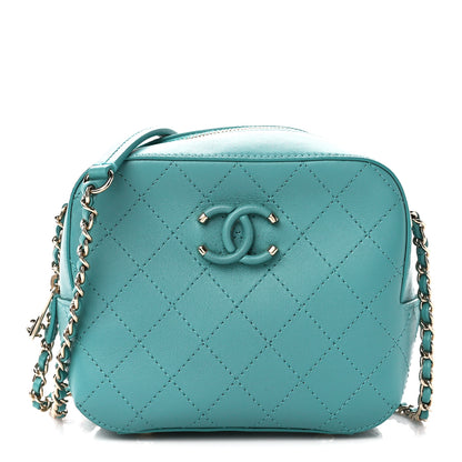 Chanel Calfskin Stitched Enamel CC Camera Case Bag Green 1 of 9