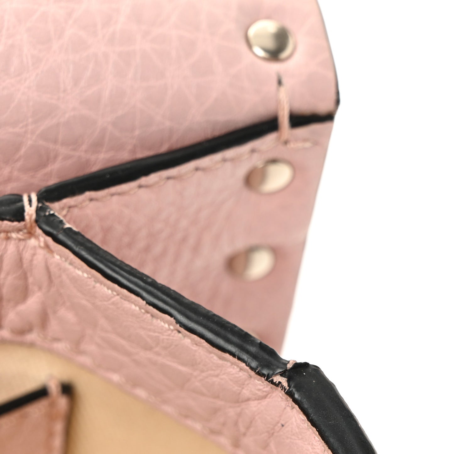 Pebbled Calfskin Rockstud Flip Lock Chain Crossbody Bag Poudre