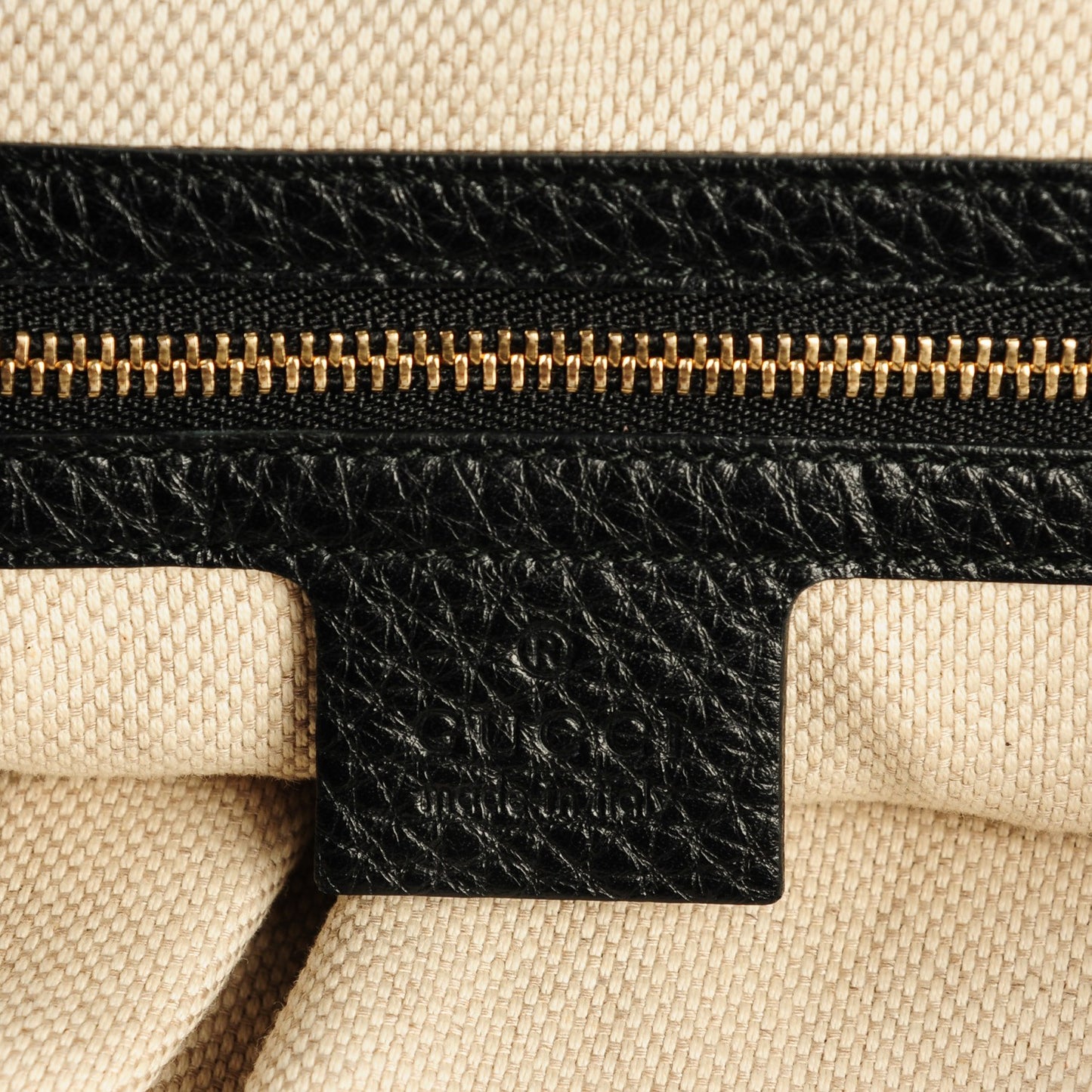 Pebbled Calfskin Medium Soho Chain Shoulder Bag Black