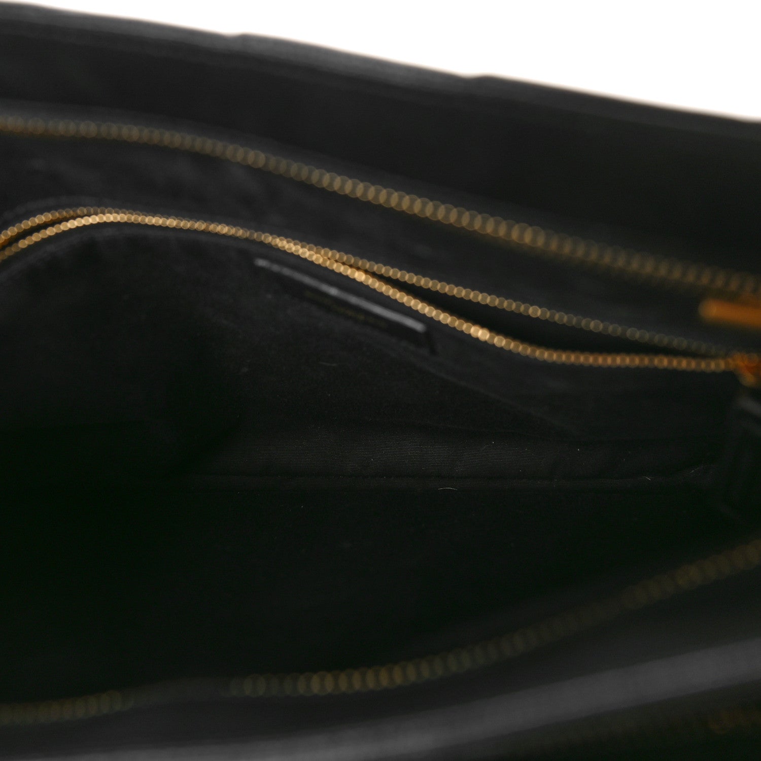 Saint Laurent Grain de Poudre Matelasse Chevron Medium Tribeca Shopping Bag Black 5 of 9
