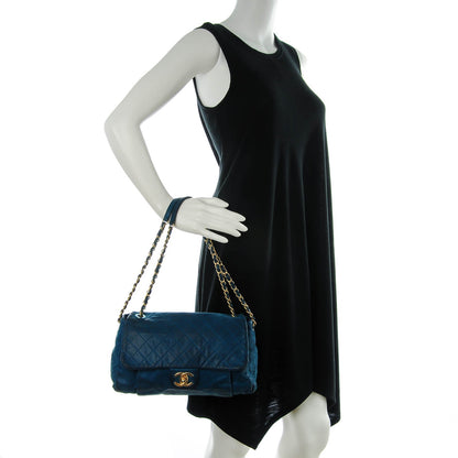 Chanel Iridescent Calfskin Large Chic Quilt Flap Dark Blue 2 of 7