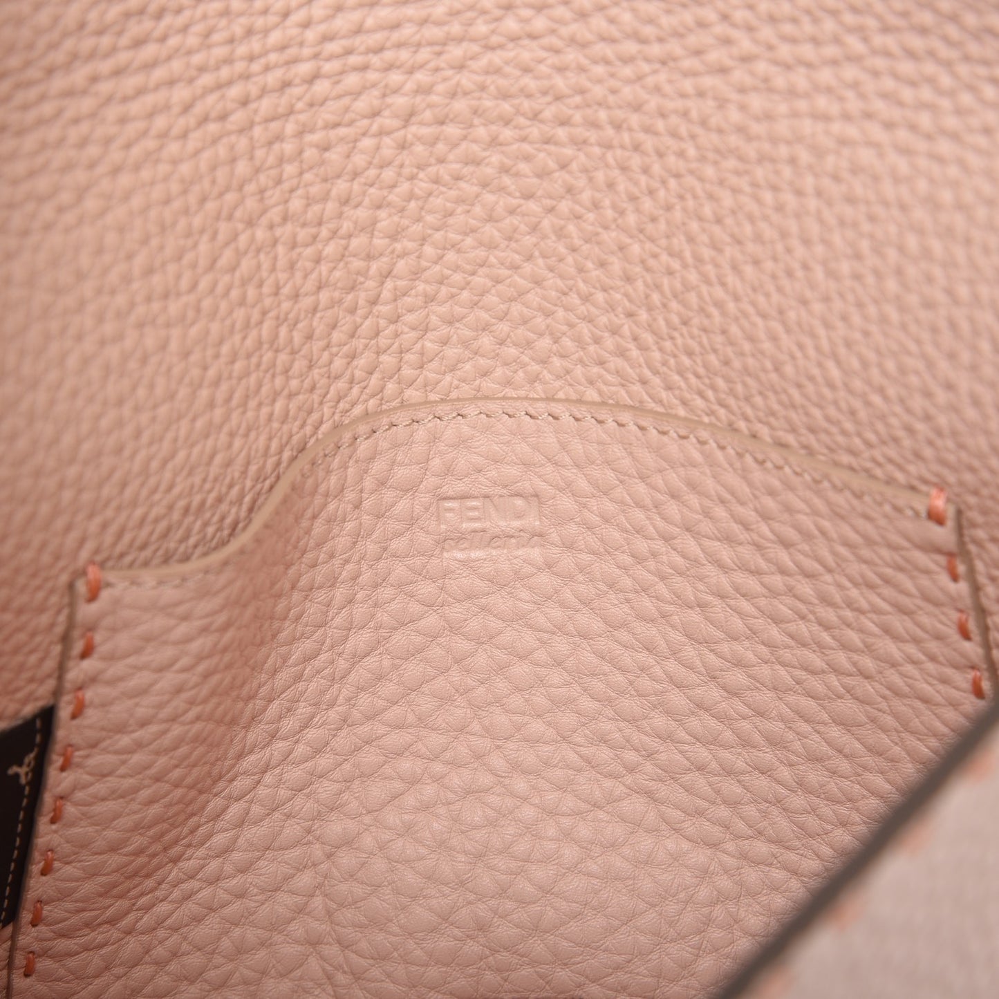 Cuoio Romano Selleria Bi-Color Clutch Pesca Plaster