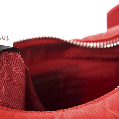 Prada Nylon Re-Edition 2005 Shoulder Bag Rosso 10 of 11