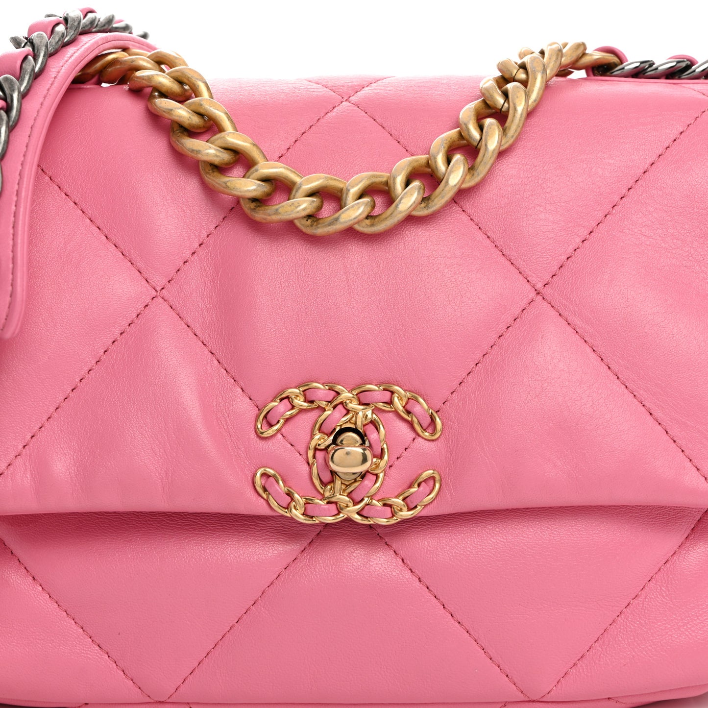 Lambskin Quilted Medium Chanel 19 Flap Pink
