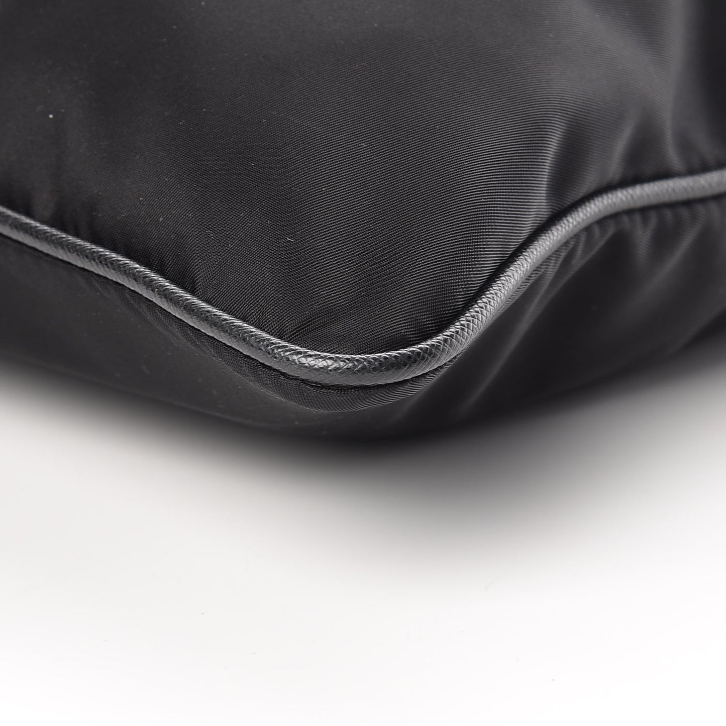 Nylon Saffiano Flat Messenger Bag Black