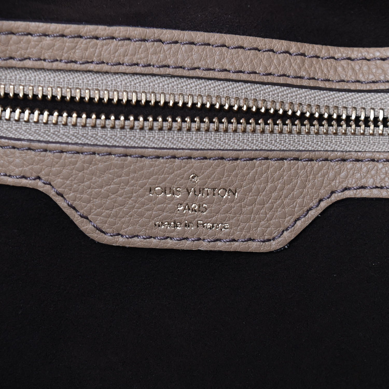Louis Vuitton Mahina L Biscuit 6 of 8