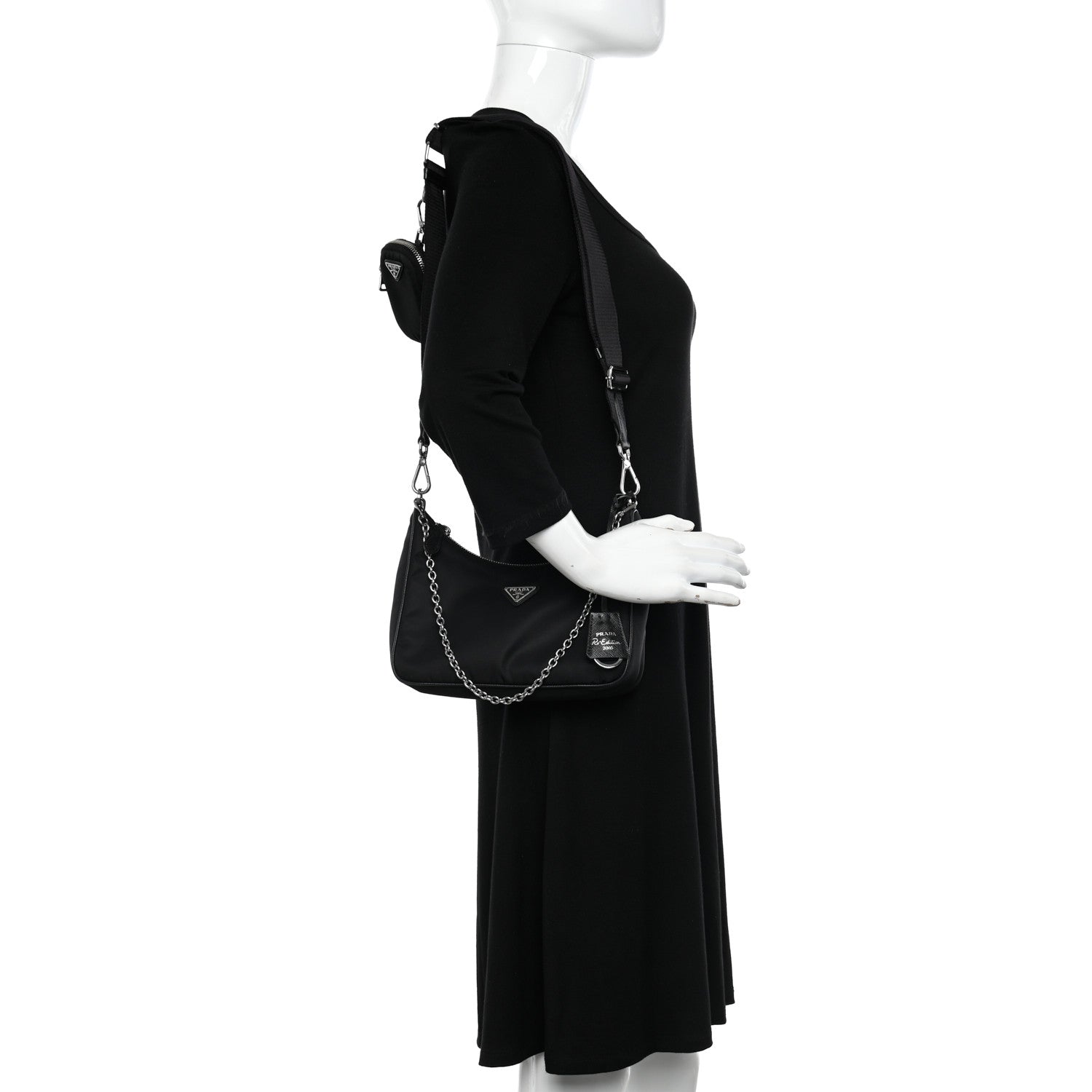 Prada Nylon Re-Edition 2005 Shoulder Bag Black 2 of 9