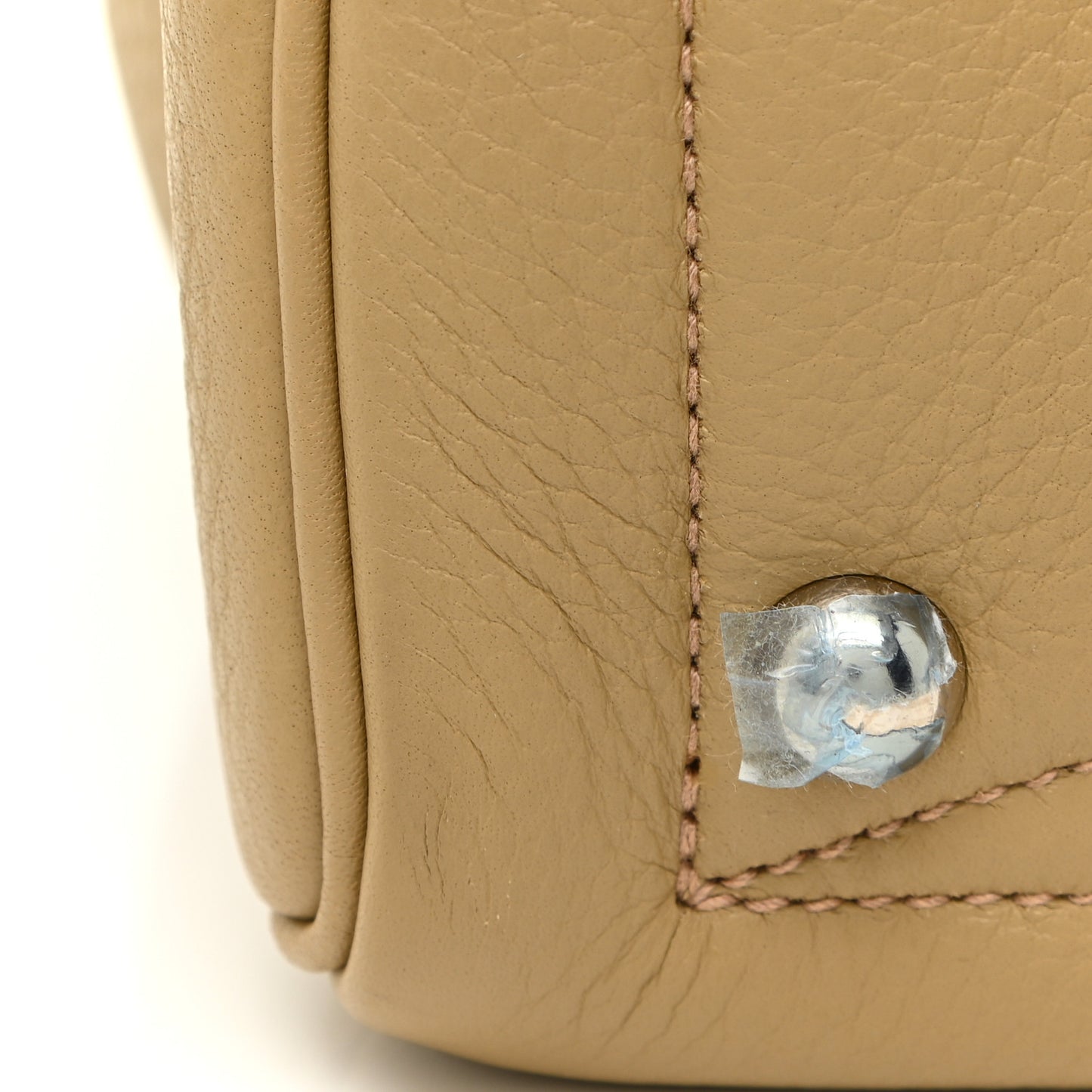 Taurillon Clemence Victoria II 35 Camel