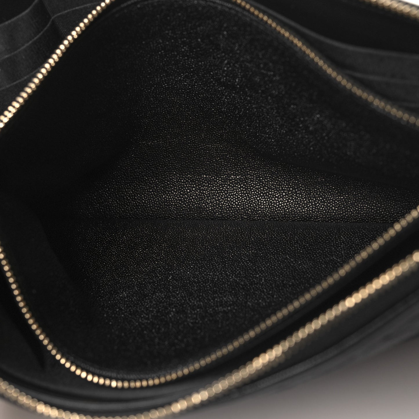 Caviar Quilted Small Zipped Boy Pouch Black