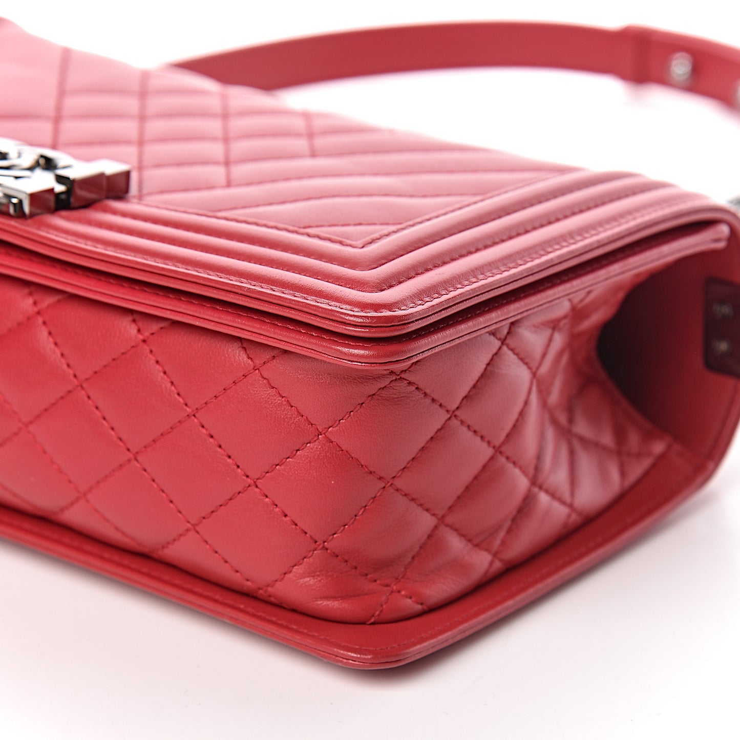 Lambskin Chevron Quilted Medium Boy Flap Dark Pink