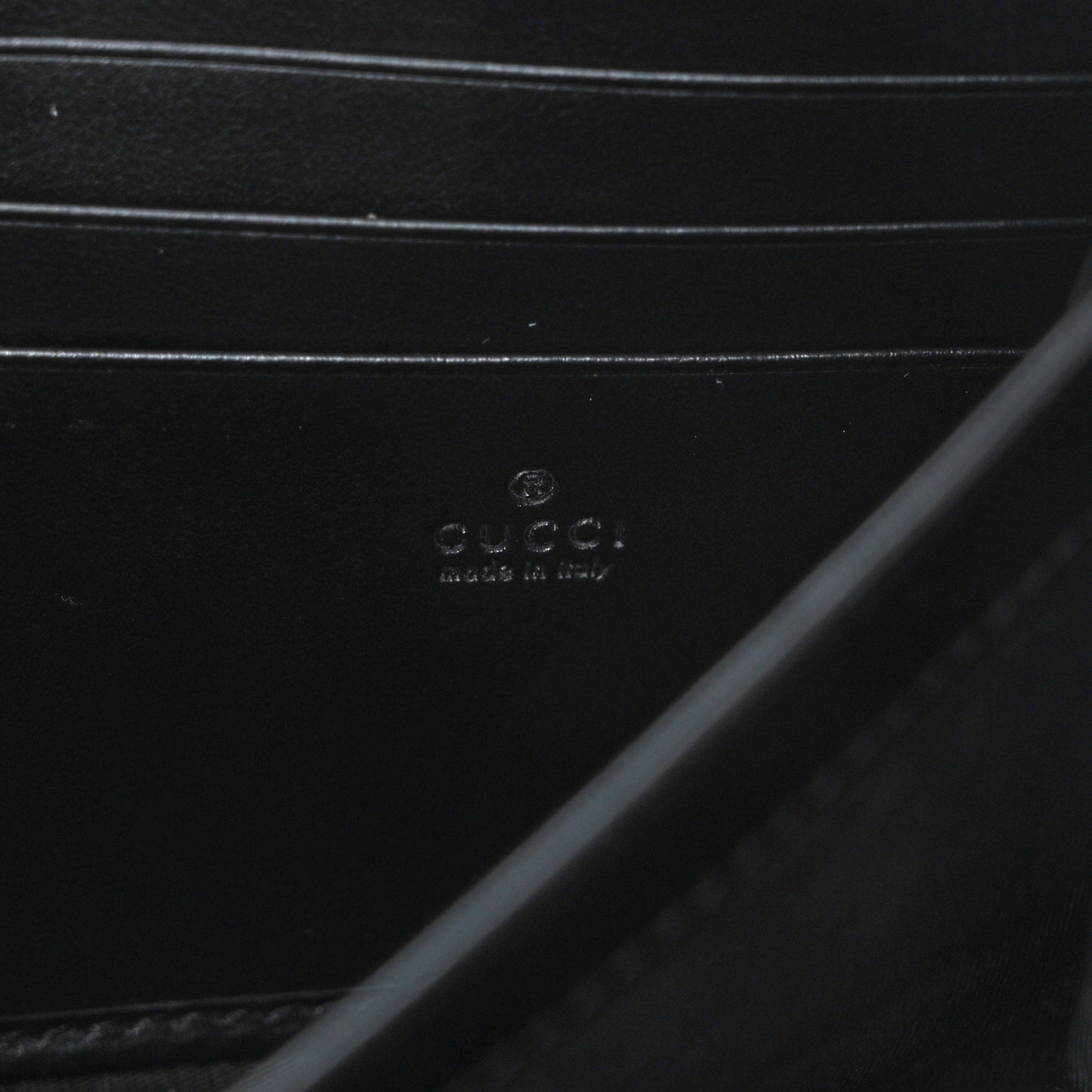Calfskin Matelasse GG Marmont Chain Wallet Black