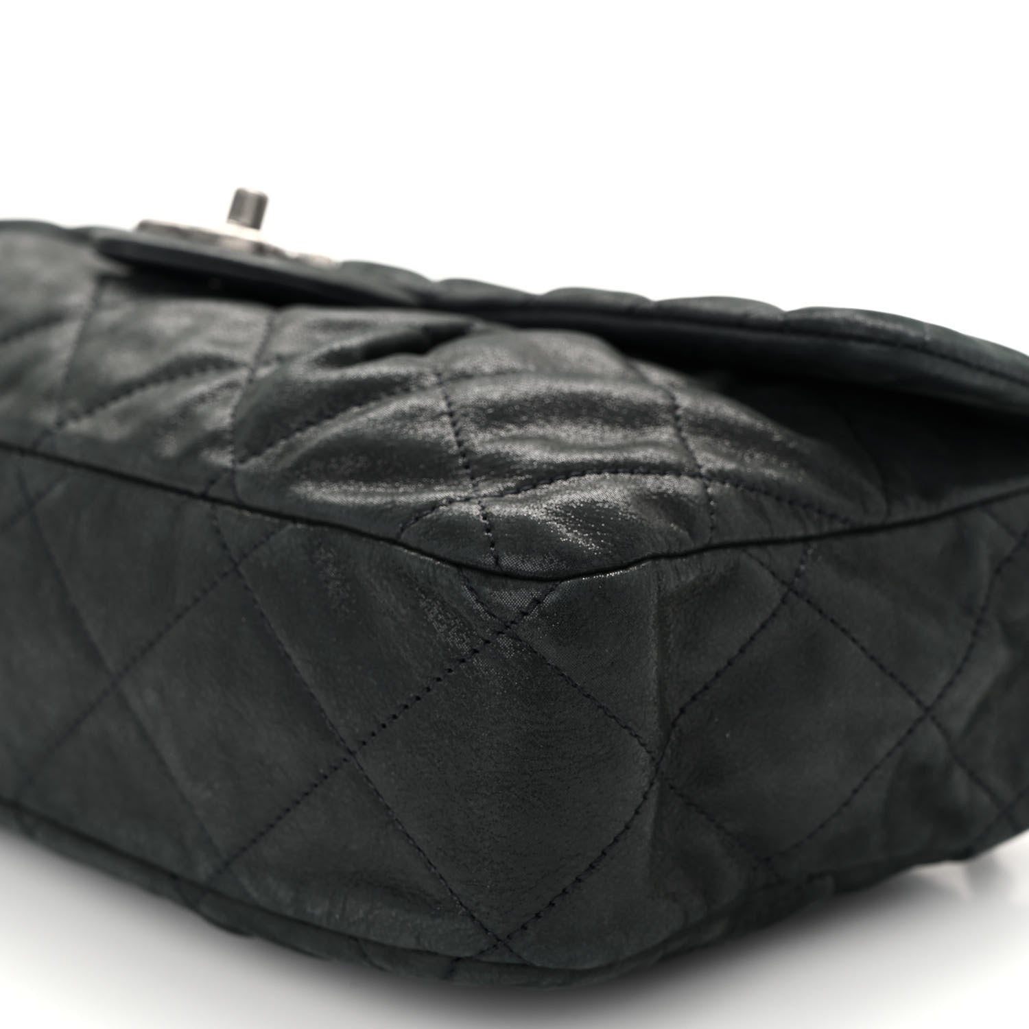 Chanel Iridescent Calfskin Large Chic Quilt Flap Black 10 of 11