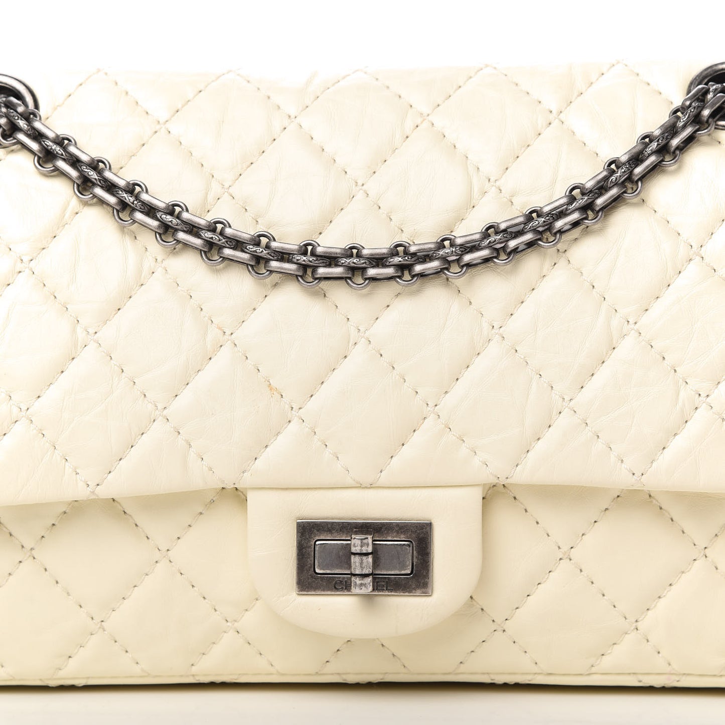 Aged Calfskin Quilted 2.55 Reissue 225 Flap White