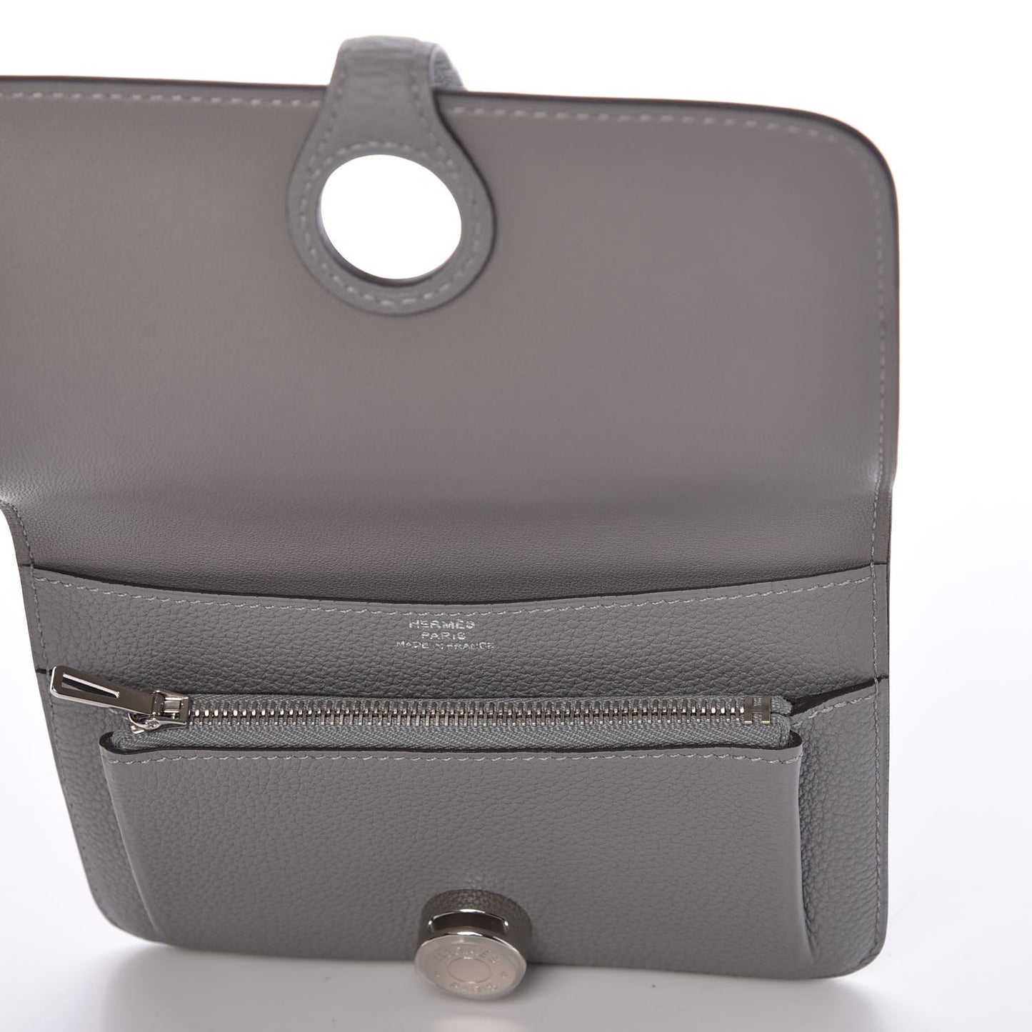 Togo Dogon Compact Wallet Gris Mouette