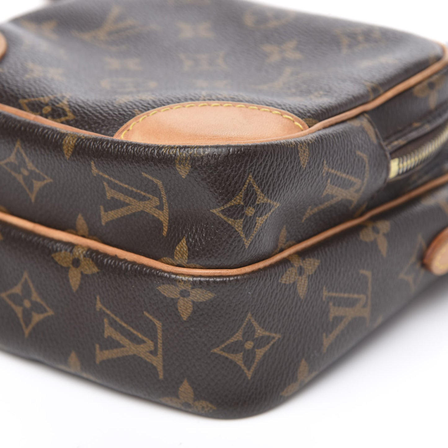 Monogram Amazone