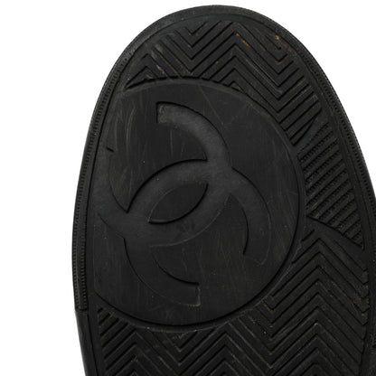 Chanel Calfskin Womens Logo Sneakers 39.5 White Black 6 of 10